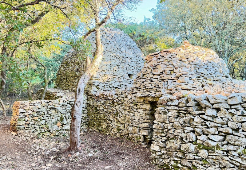 L'art de la pierre sèche : Le sentier des capitelles d'Uzès - Visite guidée Uzès, Ville d'art et d'histoire_Uzès